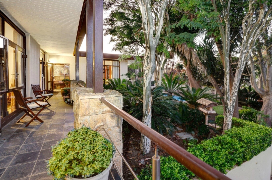 4 Bedroom Property for Sale in Welgemoed Western Cape